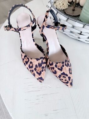 Leopard Print Pointed Toe Ankle-Strap Heels - Women